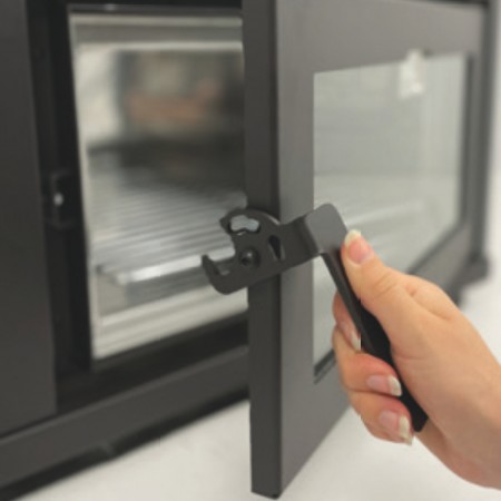 Clé d'ouverture de la porte four de la cuisinière à granulés Desy avec poignée ergonomique noire