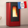 Poêle à granulés rouge Dahiana VFS 10 kW avec ventilation, design moderne, solution de chauffage efficace.