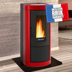 Poêle à granulés Mietta Evo 9 kW rouge, moderne et performant, intégré dans un salon au design contemporain.
