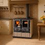 cuisinière à bois rosetta maiolica 7,9 kw avec finition en céramique, idéale pour chauffage et cuisson