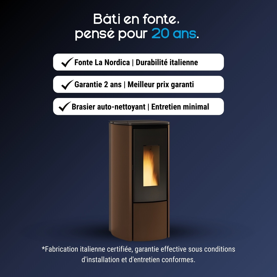 Poêle à granulés Katia 9 kW étanche marron et noir avec fonte La Nordica et brasier auto-nettoyant