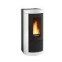 Poêle à granulés Extraflame Mietta Evo 9 kW blanc et noir avec vitre panoramique allumé