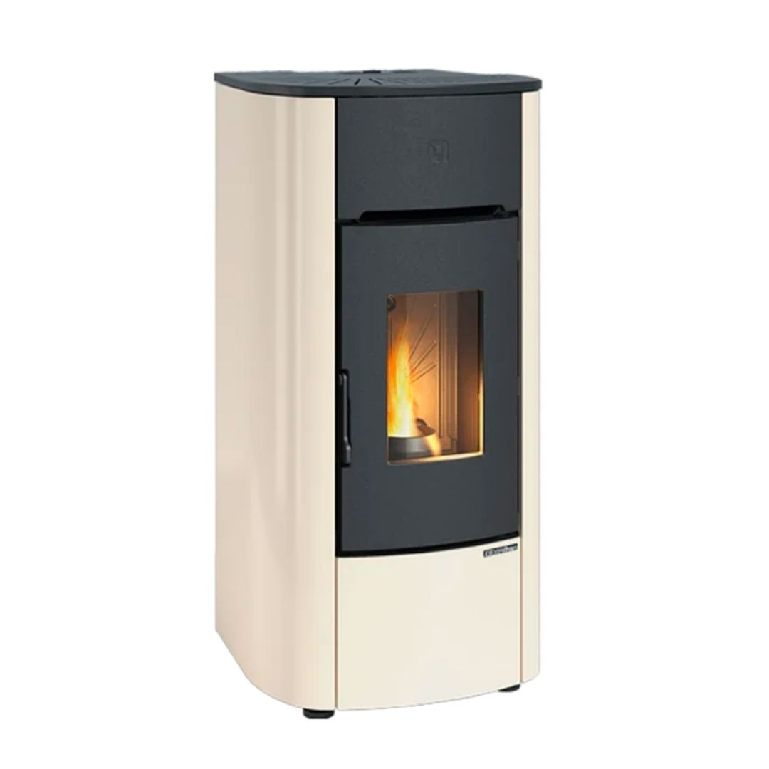 Poêle à granulés étanche Angelica Evo 8 kW blanc sur fond blanc