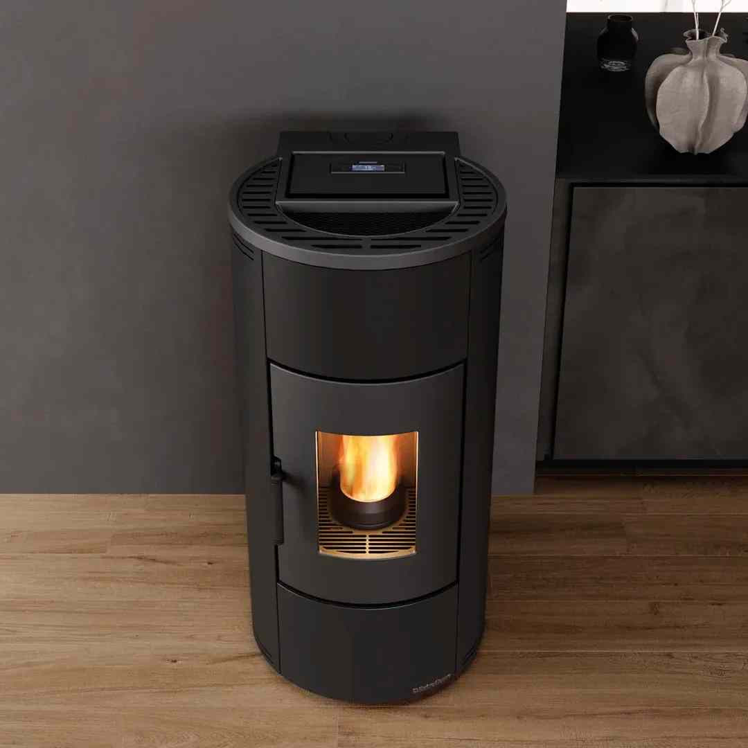 Vue de dessus du poêle à granulés étanche canalisé Daniela Plus 8 kW