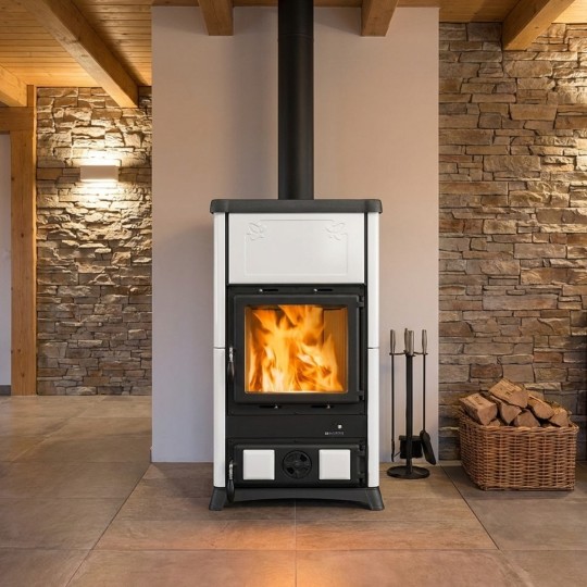 Poêle à Bois en Céramique Fedora.16 - 8,3kW | Décoré à Main